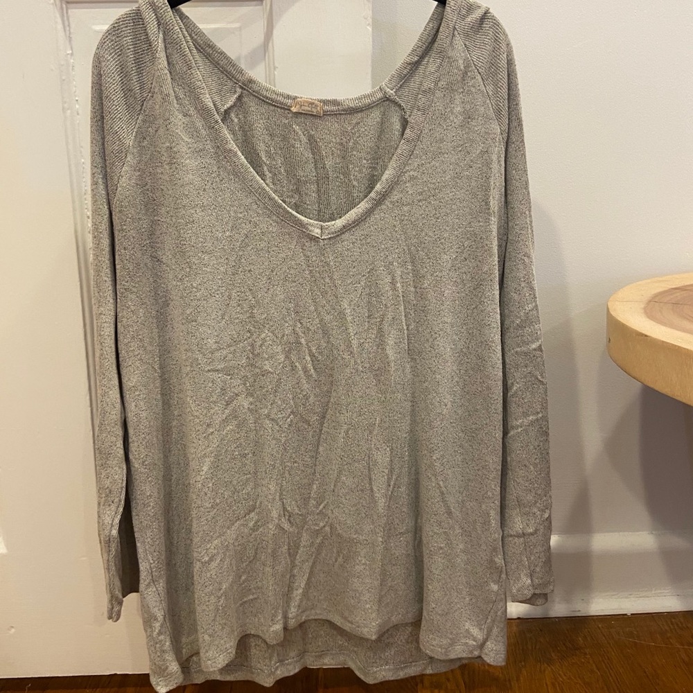Brandy Melville Cozy Lightweight Sweater